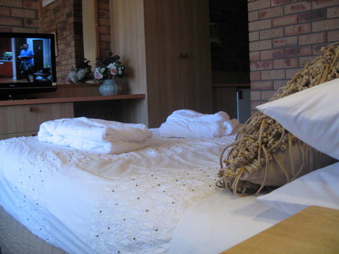 Ocean View Motor Inn - Tourism Brisbane 3