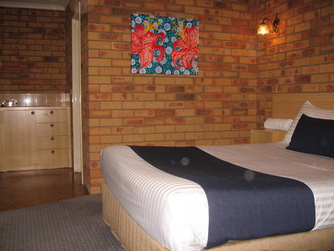Ocean View Motor Inn - Tourism Brisbane 4