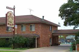 Parkes All Settlers Motor Inn - Tourism Brisbane 0