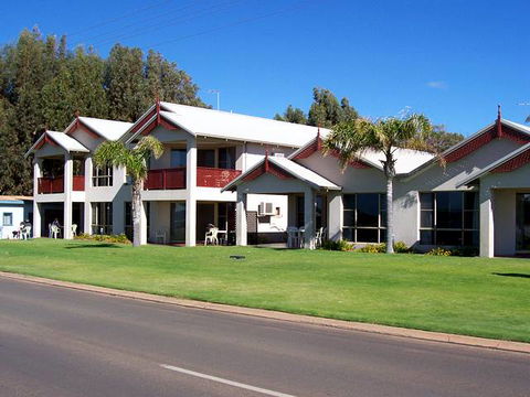 Pelican Shore Villas Kalbarri - Tourism Brisbane 2