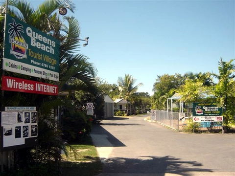 Queens Beach Tourist Village - Brisbane 4u 1