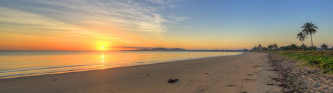 Queens Beach Tourist Village - Brisbane 4u 4