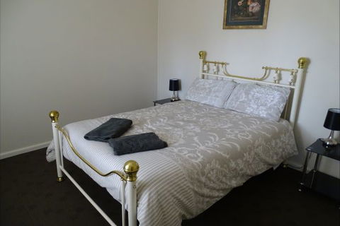 Silver Hill Townhouse - Brisbane Tourism 12