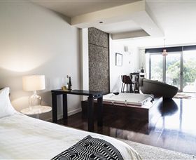 Polperro Winery Luxury Accommodation - Brisbane 4u 2