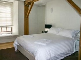 Sullivans Cove Apartments - Harbourside - Tourism Brisbane 1