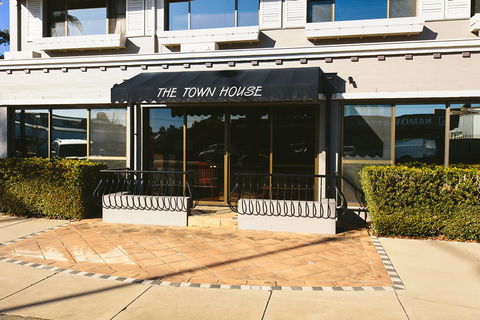 The Town House Motor Inn - Sundowner Goondiwindi - Brisbane 4u 3