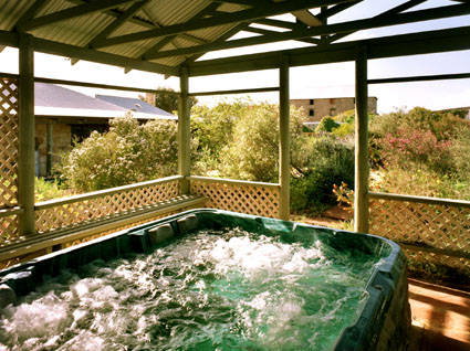 Rock Of Ages Cottage B&B - Tourism Brisbane 0