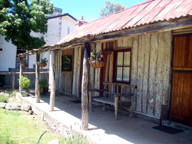 Cook ACT Brisbane Tourism