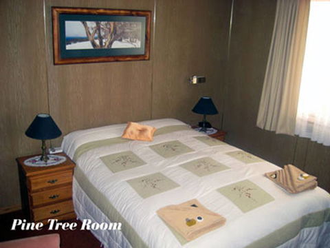 Sages' Haus B&B - Tourism Brisbane 3