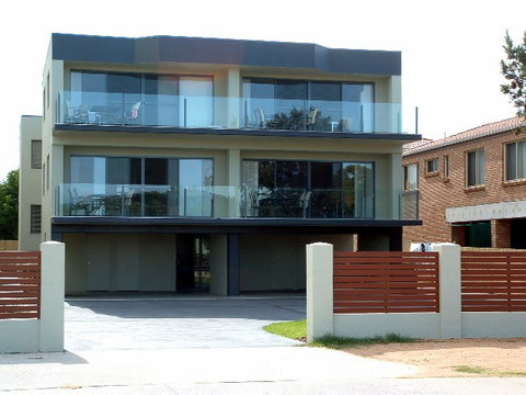 Seachange Apartments - Tourism Brisbane 0