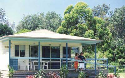 Seven Mile Beach Holiday Park - Brisbane 4u 2