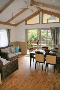 Seven Mile Beach Holiday Park - Brisbane 4u 3
