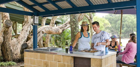 Suffolk Beachfront Holiday Park - Brisbane 4u 3