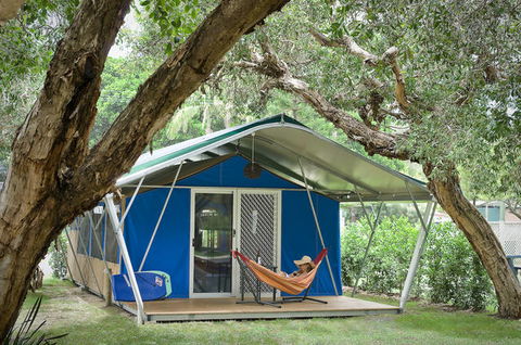 Suffolk Beachfront Holiday Park - Brisbane 4u 4