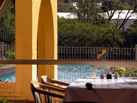 Tarcutta Halfway Motor Inn/Horse Hotel - Tourism Brisbane 3