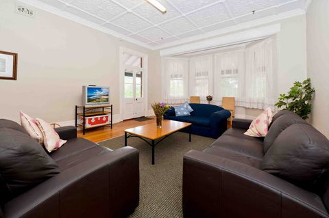 The Centre Bed & Breakfast - Tourism Brisbane 0