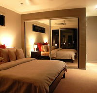 The Long Weekend Retreat - Brisbane Tourism