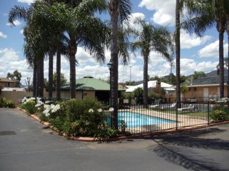 Town & Country Motor Inn Tamworth - Tourism Brisbane 0
