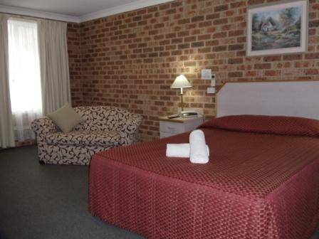 Town & Country Motor Inn Tamworth - Tourism Brisbane 2