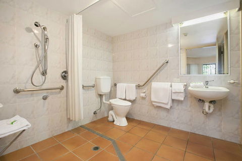 Tropic Towers Apartments - Brisbane 4u 4