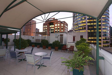 ULTIQA Rothbury Hotel - Tourism Brisbane 4