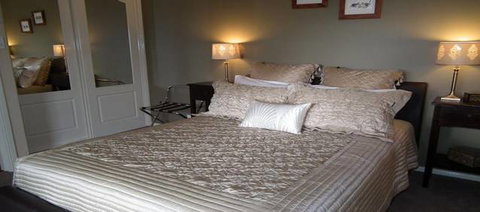 Welcome Cottage Executive Serviced Accommodation - Tourism Brisbane 4
