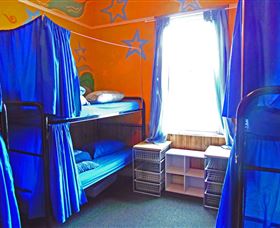 Albany Backpackers - Brisbane 4u 1