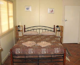 Lake Grace Saltbush Inn - Tourism Brisbane 1