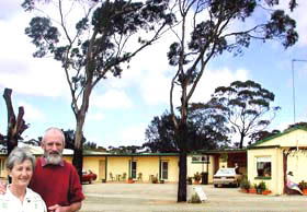 Lake Grace Saltbush Inn - Tourism Brisbane 0