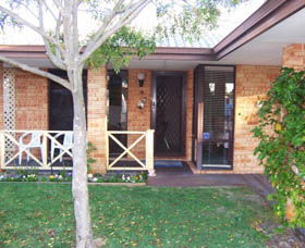 Southern River B & B - Tourism Brisbane 1