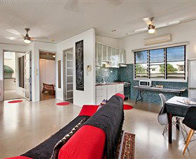 Beachside Tropical Retreat - Brisbane Tourism 2