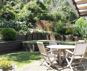 Bazza's Place - Tourism Brisbane 0