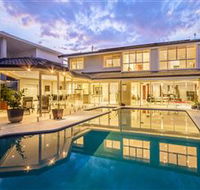 The Grand Broadbeach - Vogue Holiday Homes - Tourism Brisbane