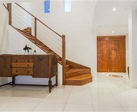 The Grand Broadbeach - Vogue Holiday Homes - Tourism Brisbane 1