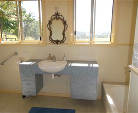 Acacia Park Farm House - Brisbane 4u 1