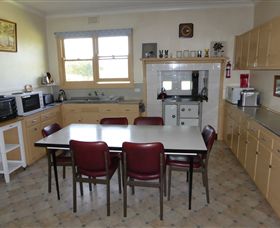 Acacia Park Farm House - Brisbane 4u 5