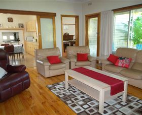 Acacia Park Farm House - Brisbane 4u 6