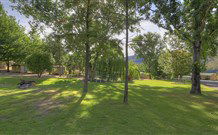 Talbingo Tourist Caravan Park - Brisbane 4u 1
