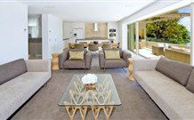 Amarna Beach Resort - Brisbane 4u 0