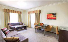 Governor Macquarie Motor Inn - Bathurst - Brisbane 4u 0
