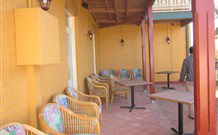 Settlers Arms Hotel - Dungog - Brisbane 4u 4