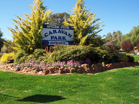 Spicer Park Caravan Park - Tourism Brisbane 1