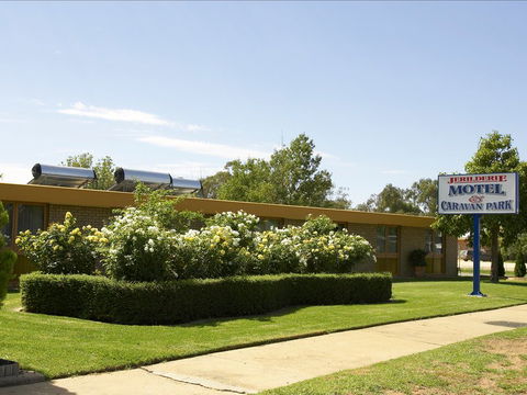 Jerilderie Motel And Caravan Park - Brisbane Tourism 0
