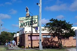 Jackie Howe Motel - Brisbane Tourism 0