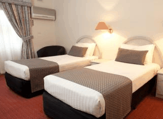 Adelaide Royal Coach Motor Inn - Brisbane 4u 4