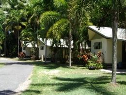 Pinnacle Village Holiday Park - Tourism Brisbane 1