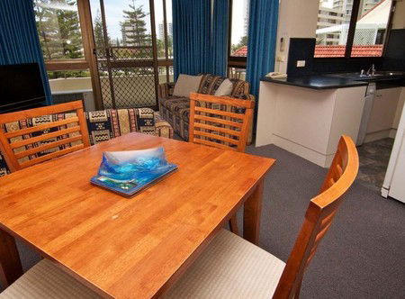 Barbados Apartments - Brisbane 4u 2