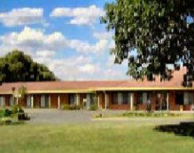 Colonial Motor Inn - Tourism Brisbane 1
