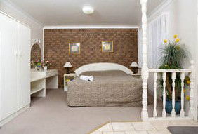 Leichhardt Motor Inn - Tourism Brisbane 1