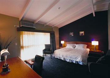 Sunset Cove Resort - Tourism Brisbane 0